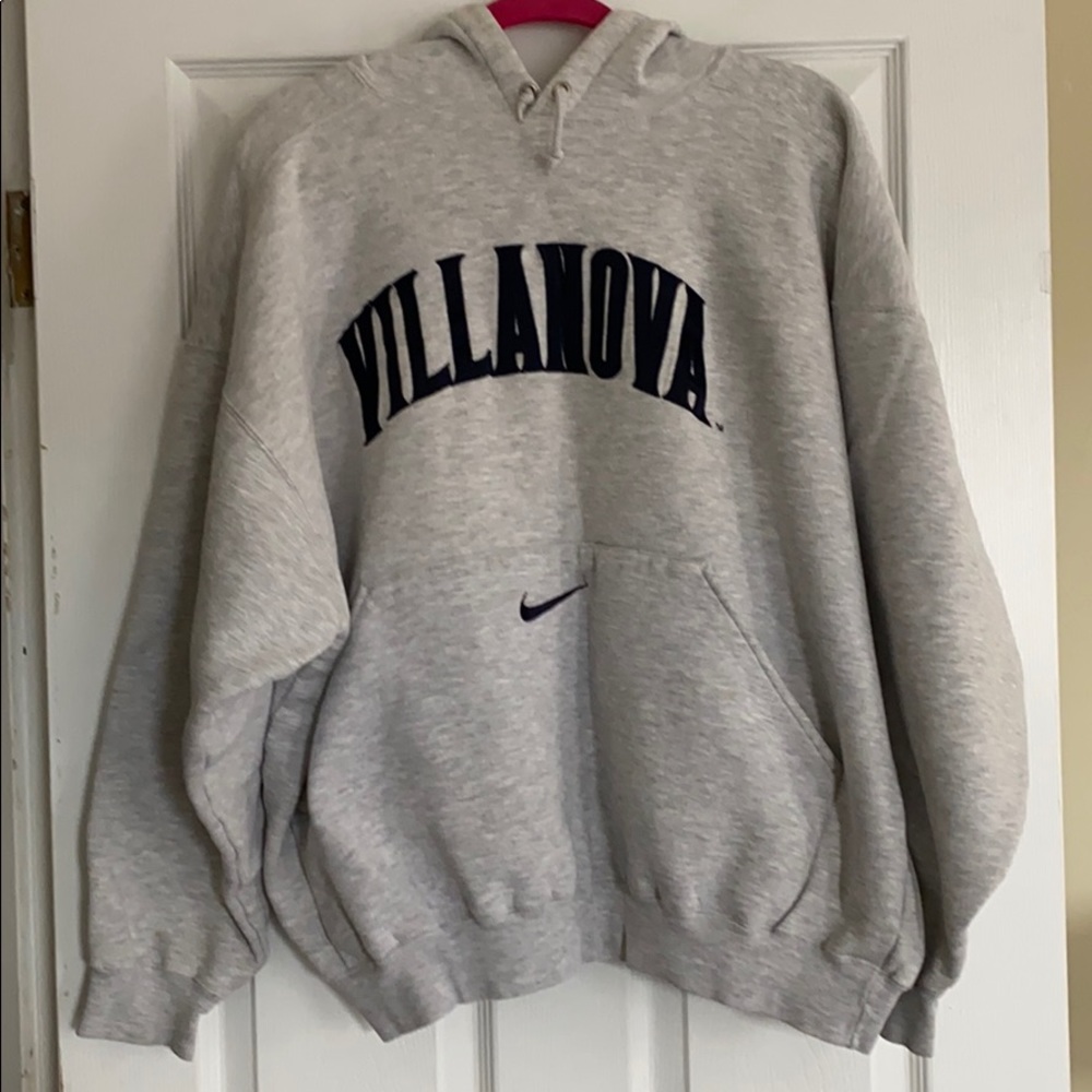 XL college sweatshirt